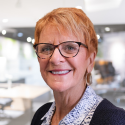 Beth Rowley Headshot